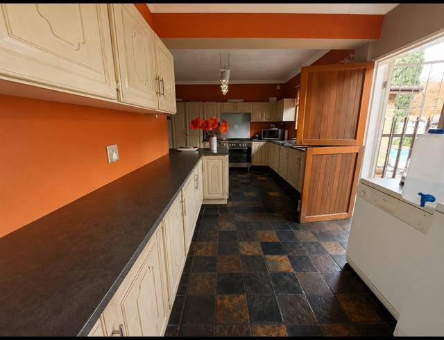 3 BEDROOM HOUSE FOR SALE IN SASOLBURG EXT 23